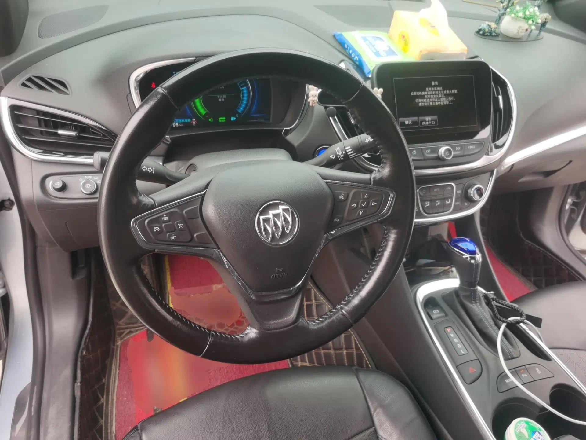 Buick VELITE 5 2017 Urban Extended-Range Model — миниатюра 11