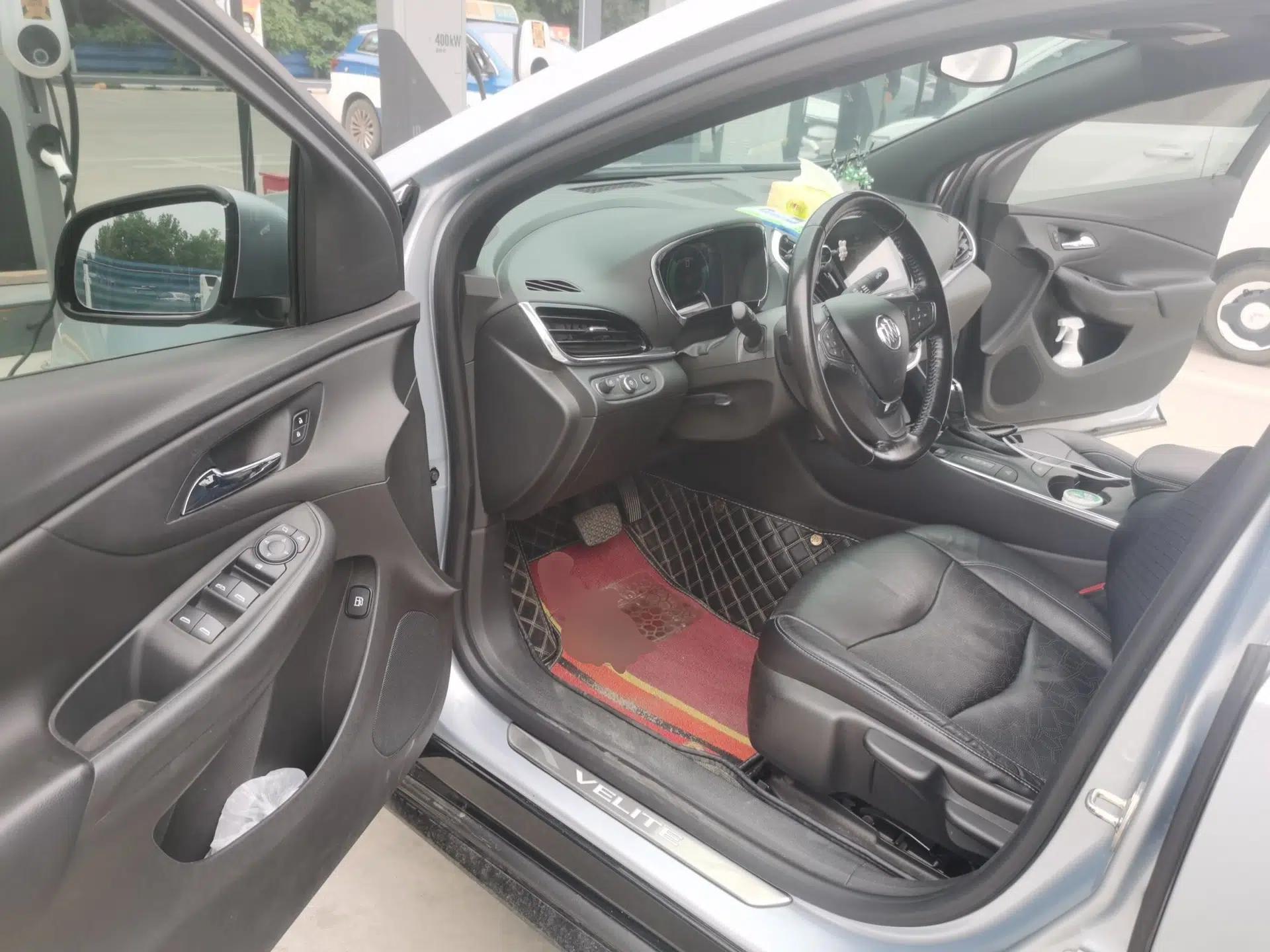 Buick VELITE 5 2017 Urban Extended-Range Model — миниатюра 17