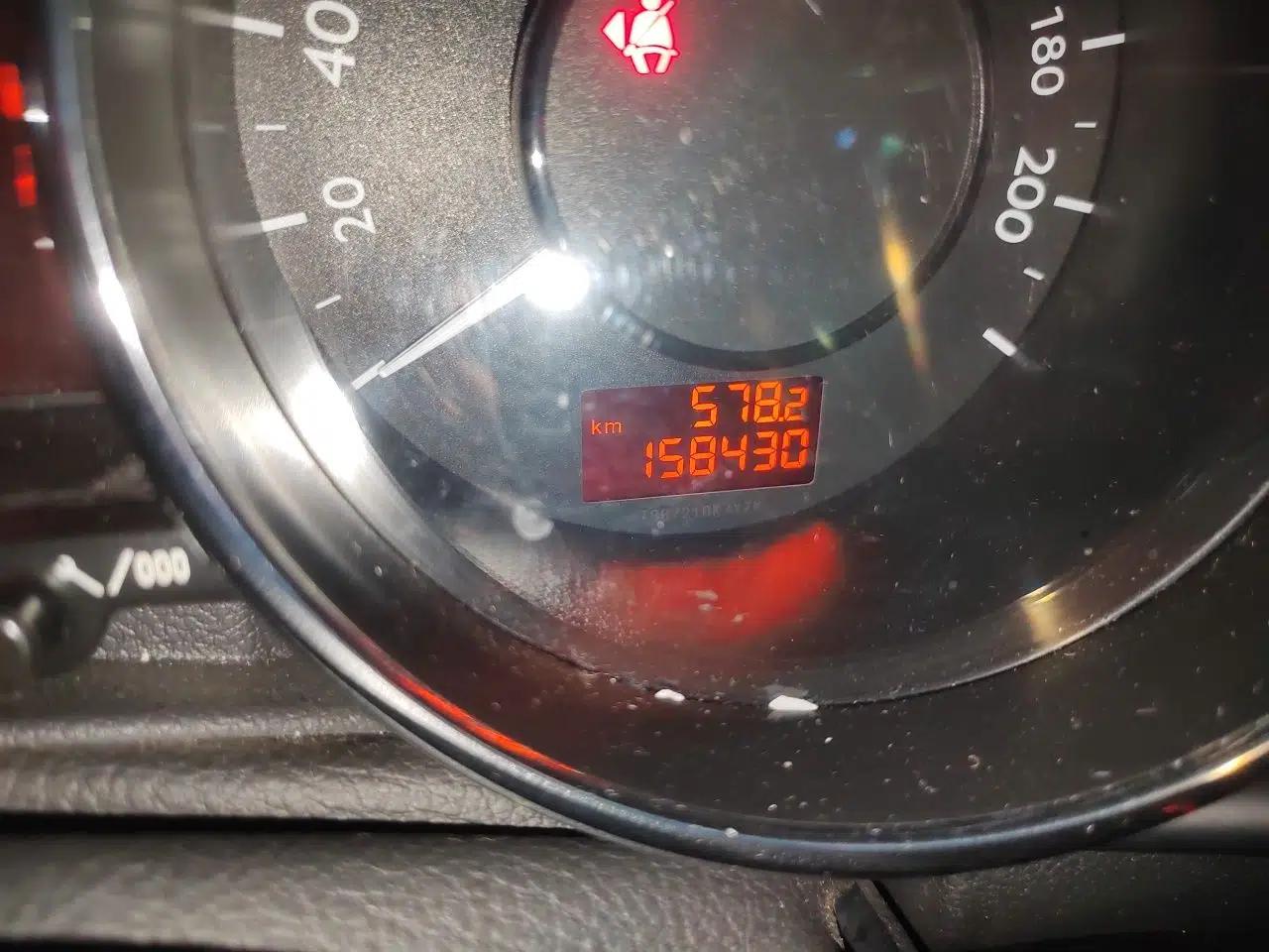Peugeot 3008 2015 2.0L Manual Classic Edition — миниатюра 13