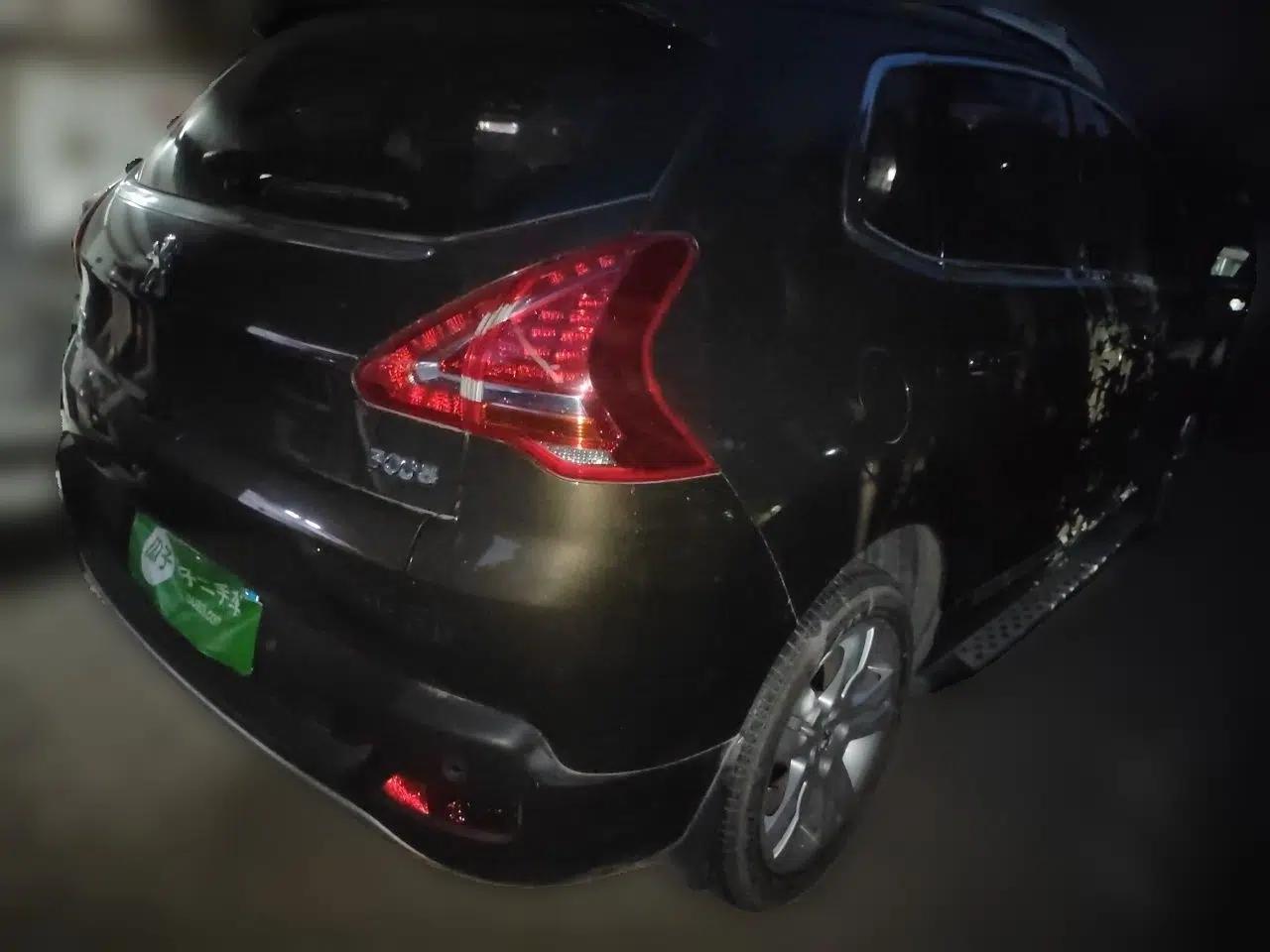 Peugeot 3008 2015 2.0L Manual Classic Edition — миниатюра 6