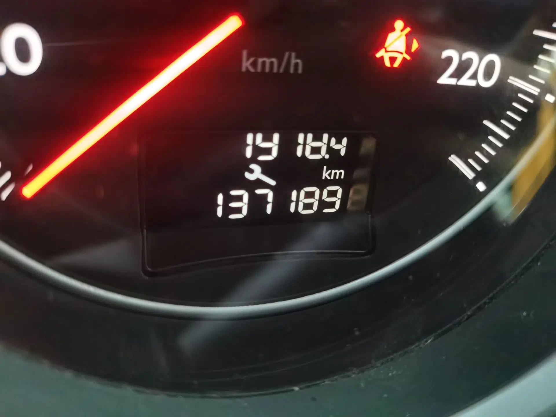Peugeot 508 2012 2.0L Automatic Smart Enjoyment Version — миниатюра 13