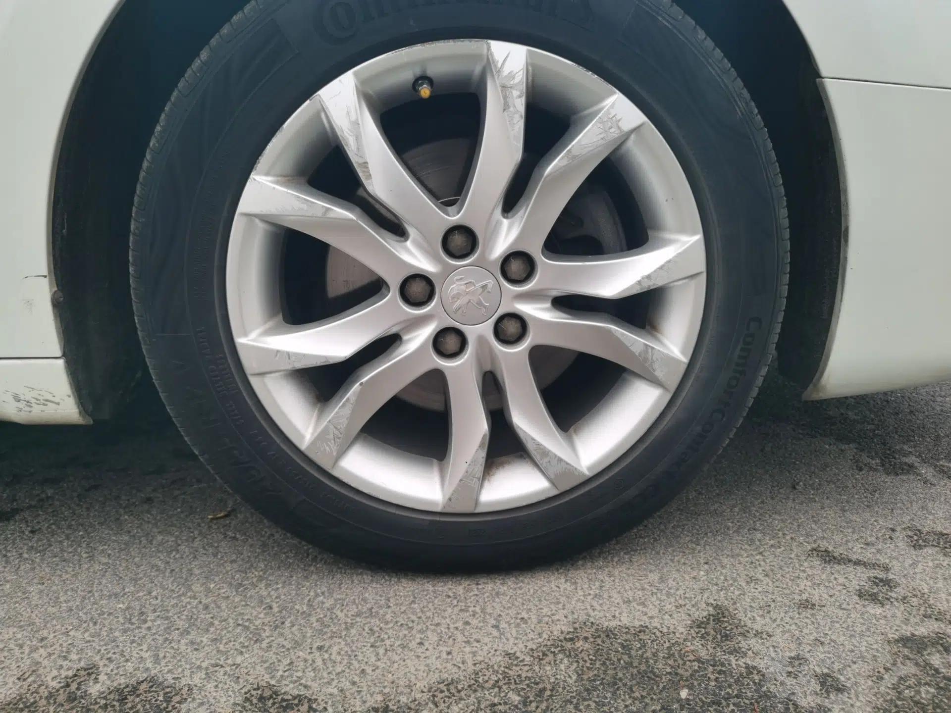 Peugeot 508 2012 2.0L Automatic Smart Enjoyment Version — миниатюра 8