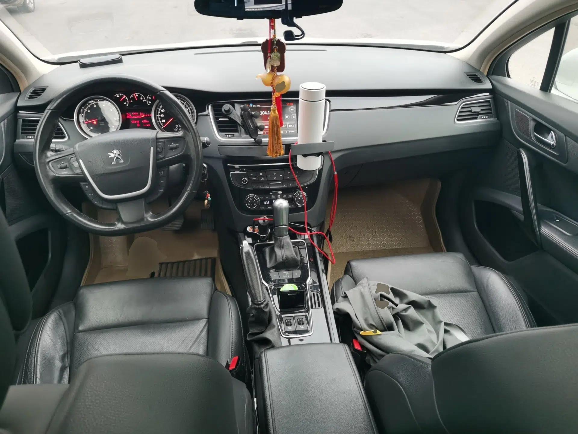 Peugeot 508 2012 2.0L Automatic Smart Enjoyment Version — миниатюра 10