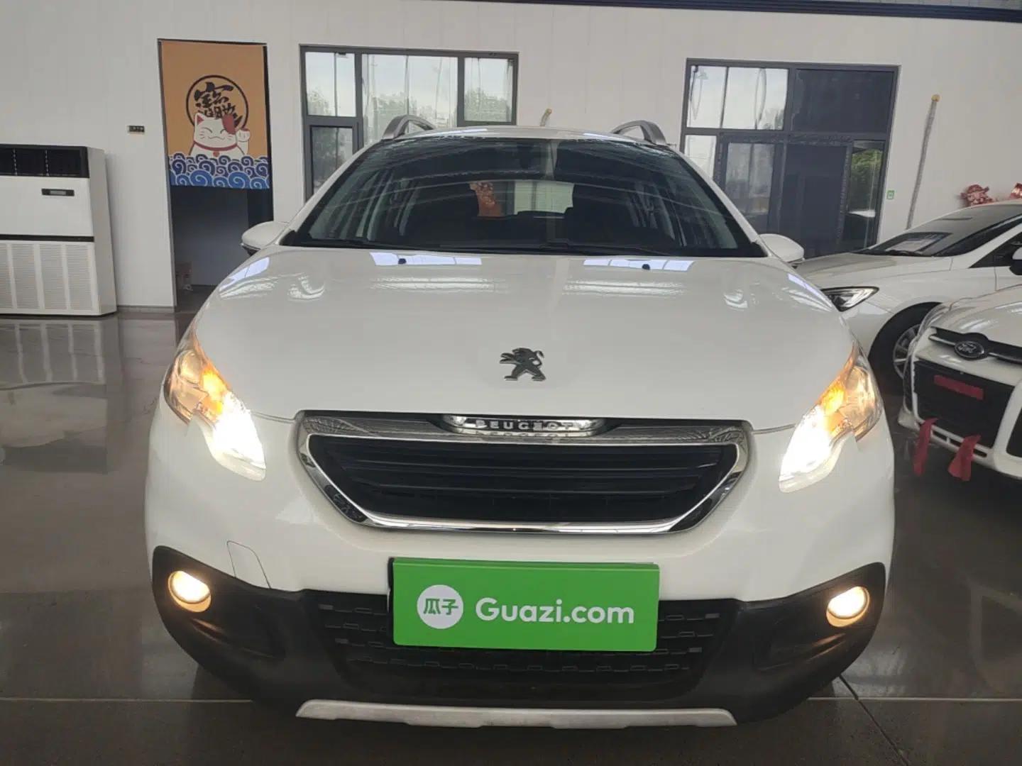Peugeot 2008 2014 1.6L Automatic Trend Edition — миниатюра 2