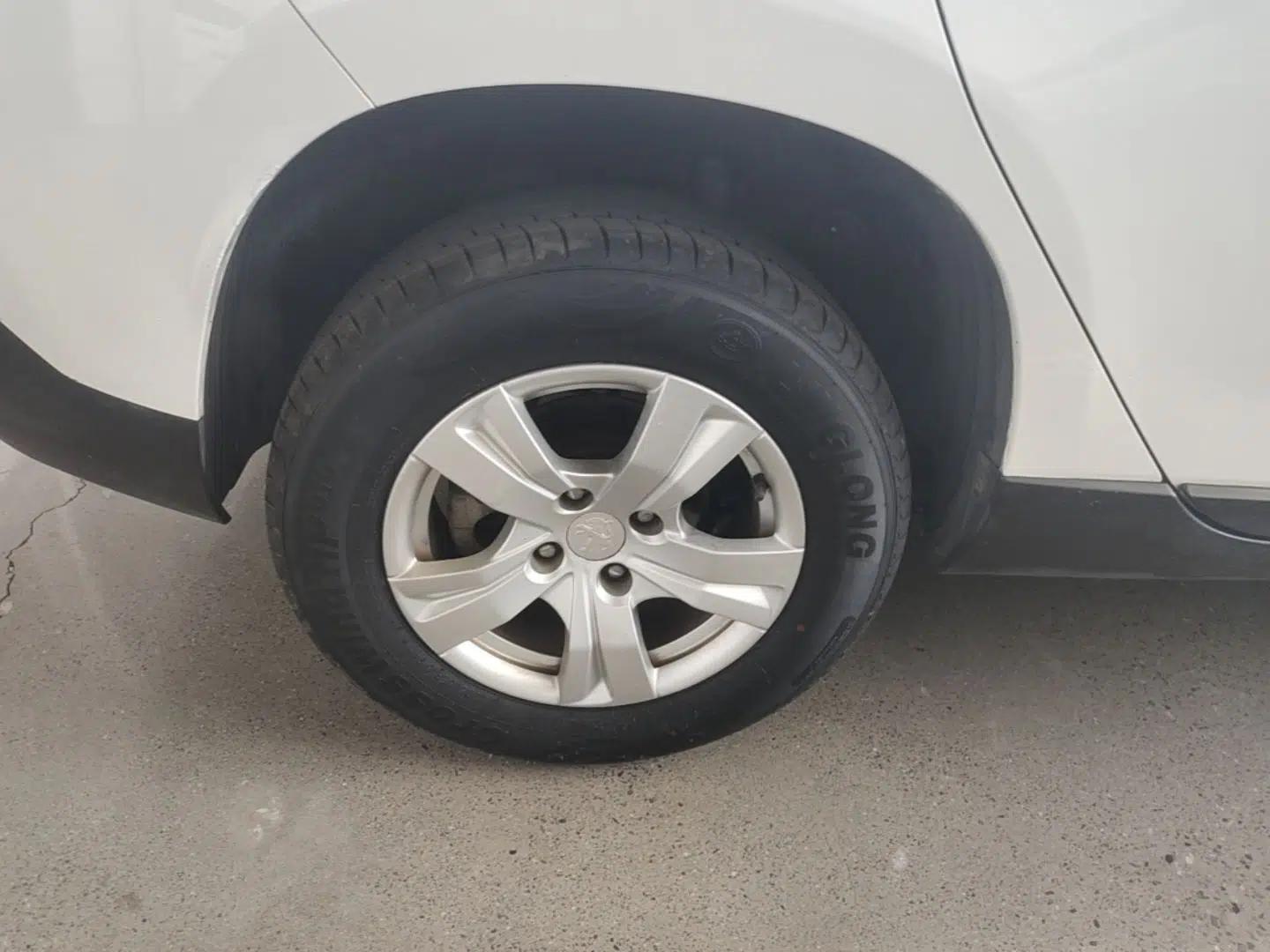 Peugeot 2008 2014 1.6L Automatic Trend Edition — миниатюра 10