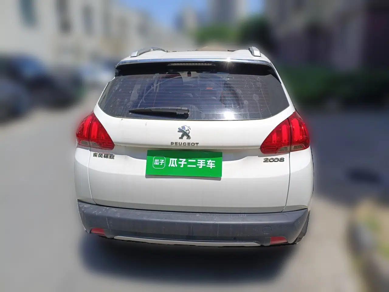 Peugeot 2008 2014 1.6L Automatic Fashion Edition — миниатюра 5