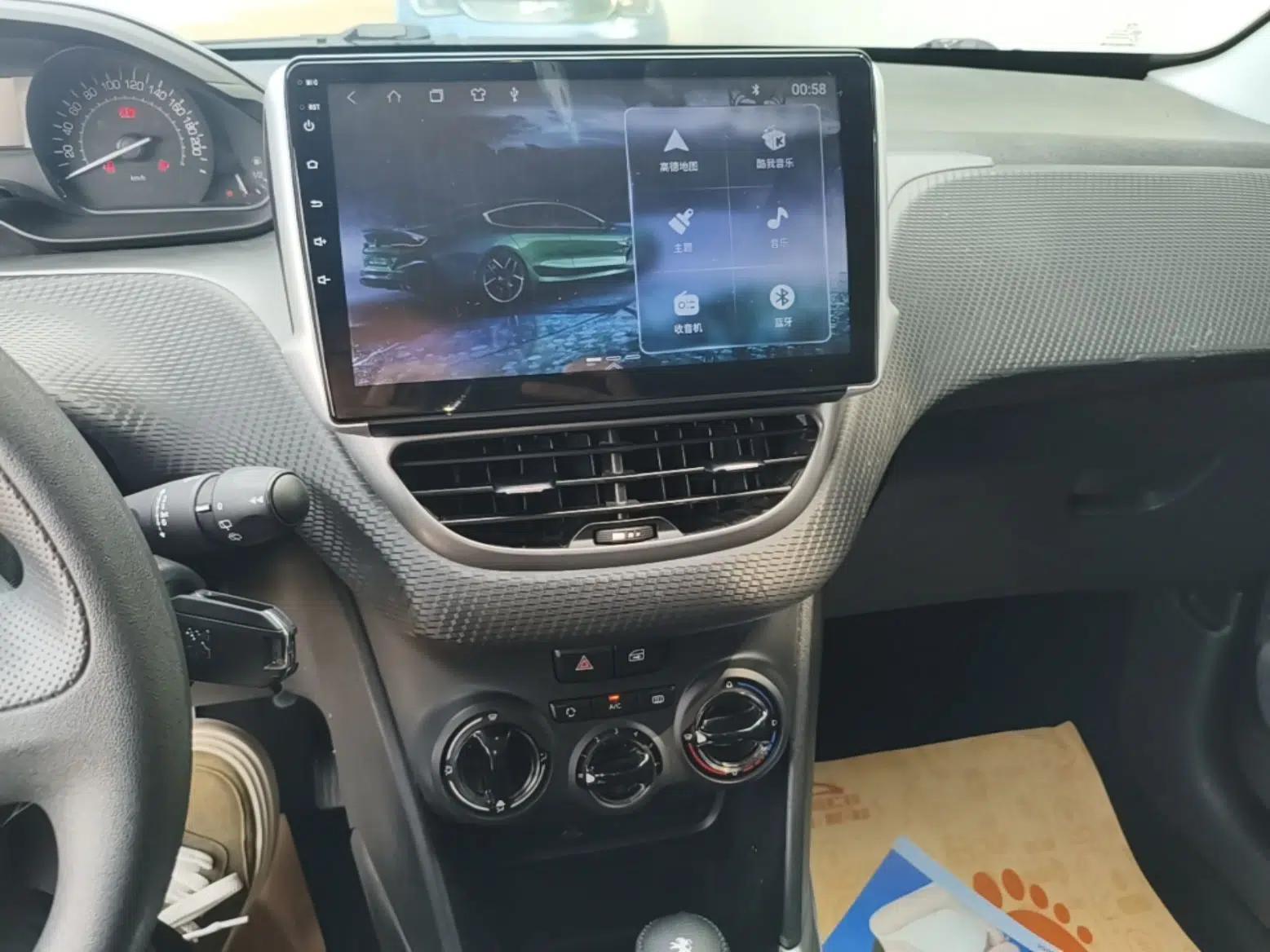Peugeot 2008 2015 1.6L Automatic Playcool Edition — миниатюра 16