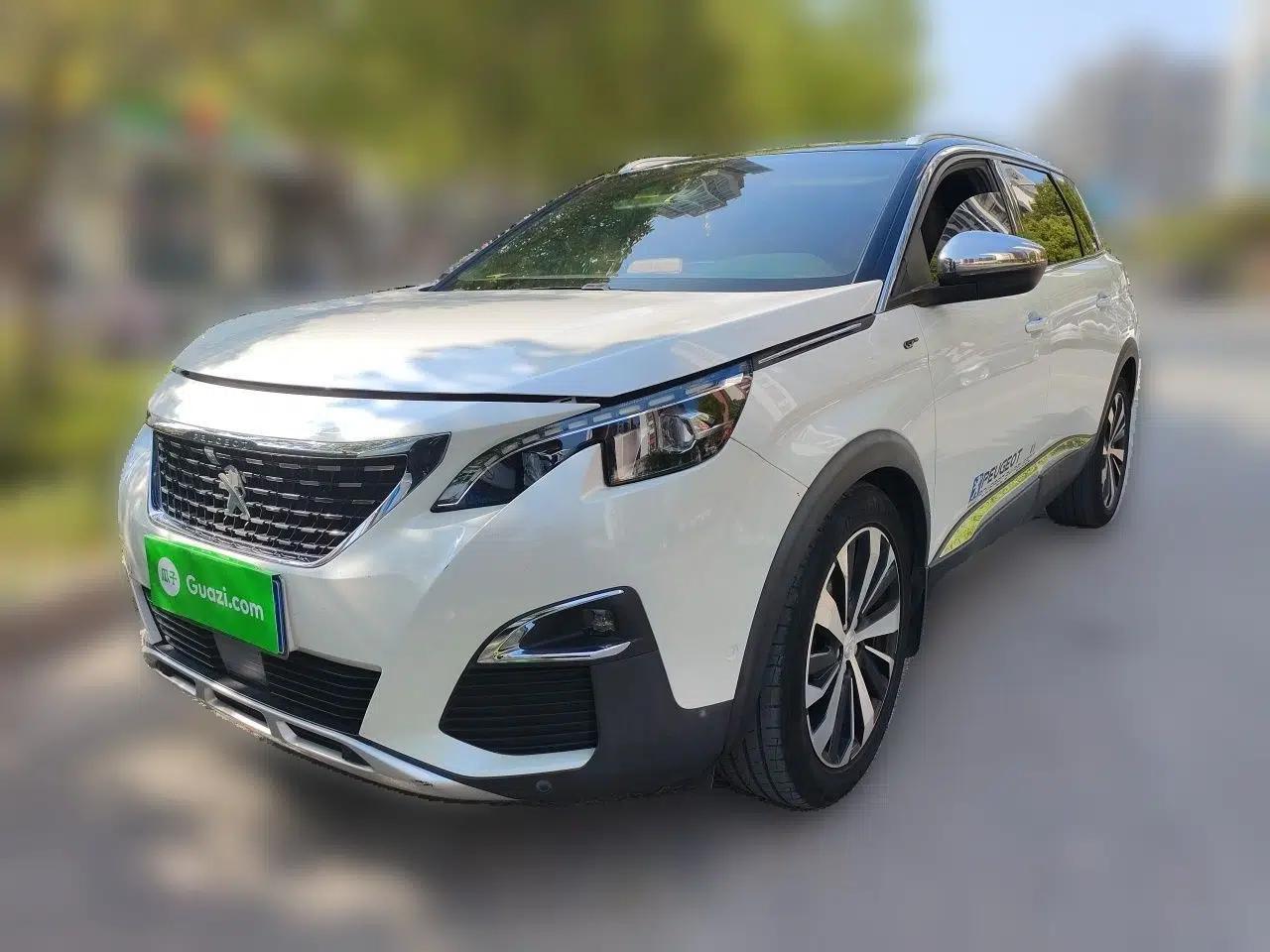 Peugeot 5008 2017 380THP 7-Seater Luxury GT Edition — миниатюра 1