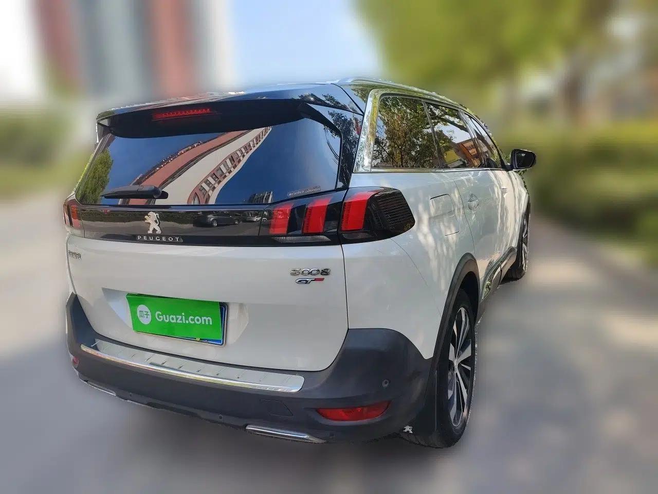 Peugeot 5008 2017 380THP 7-Seater Luxury GT Edition — миниатюра 6