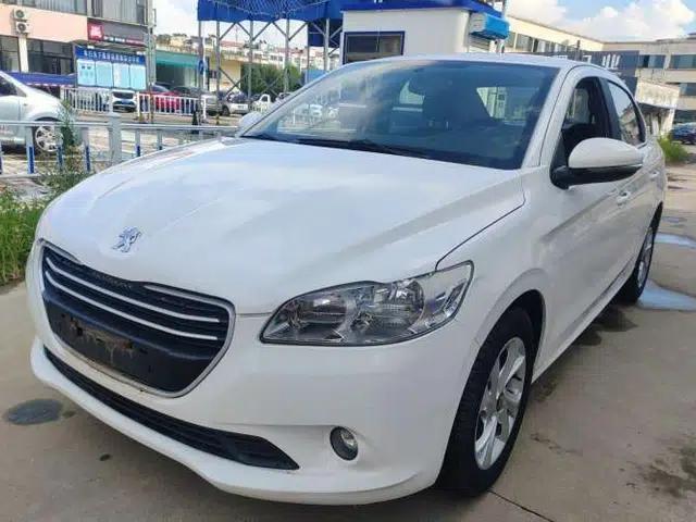 Peugeot 301 2014 1.6L Manual Comfort Edition