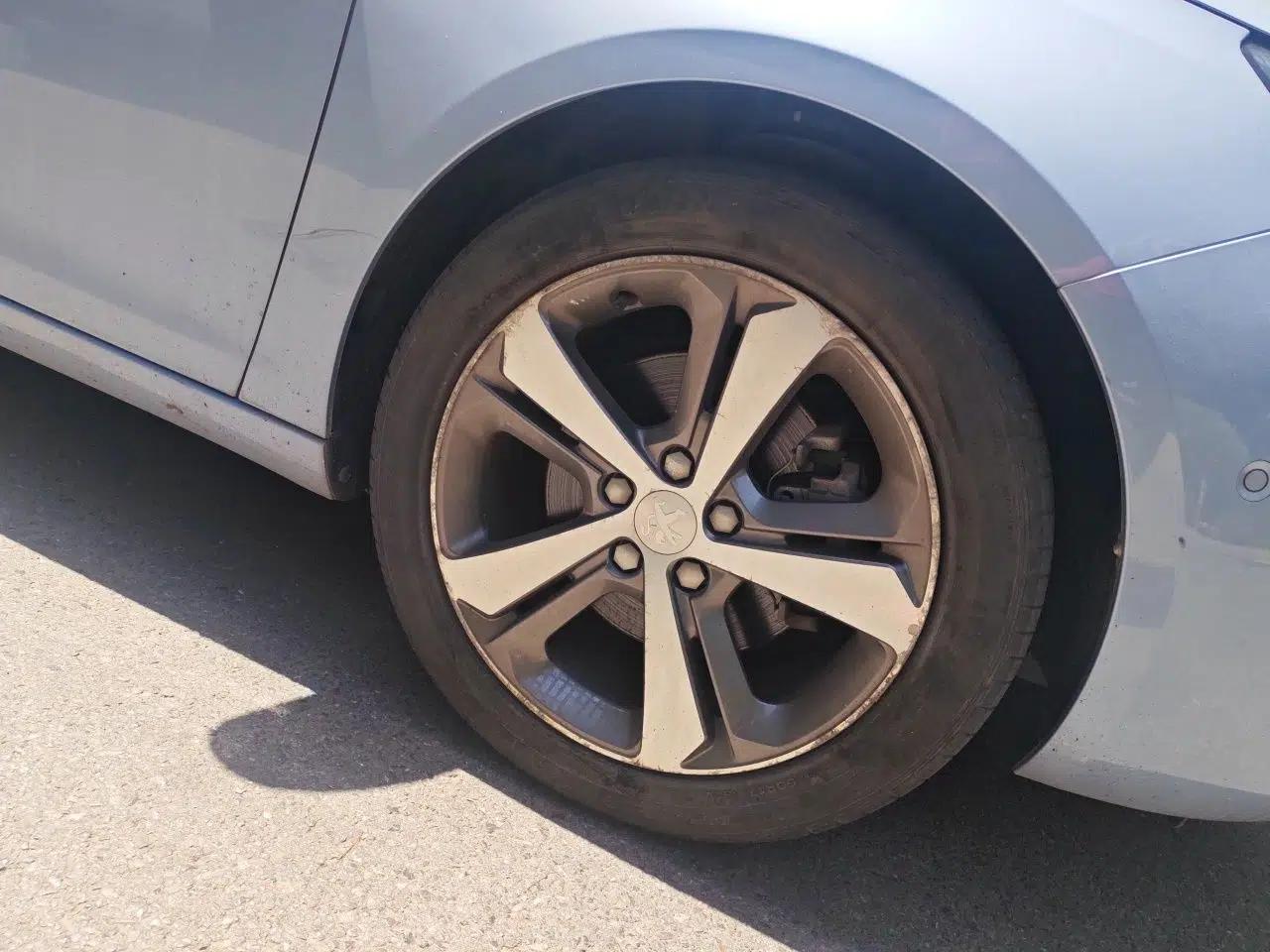 Peugeot 308S 2015 1.6T Automatic Ruichi Edition — миниатюра 8