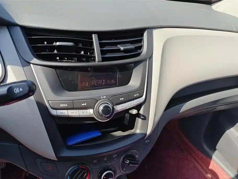 Sail 2015 Model, Sail 3 1.5L Manual Happiness Edition — миниатюра 13