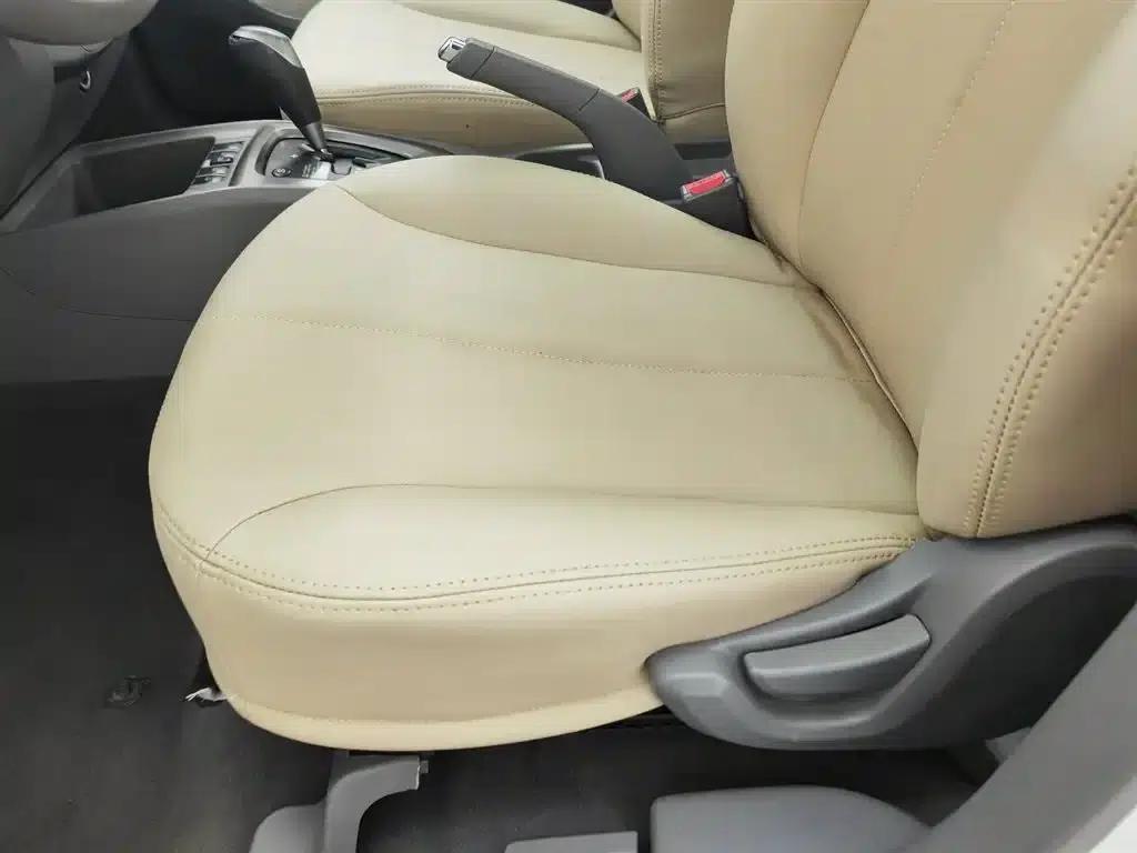 Chevrolet Sail 2013 Sedan 1.4L AMT Premium Edition — миниатюра 20