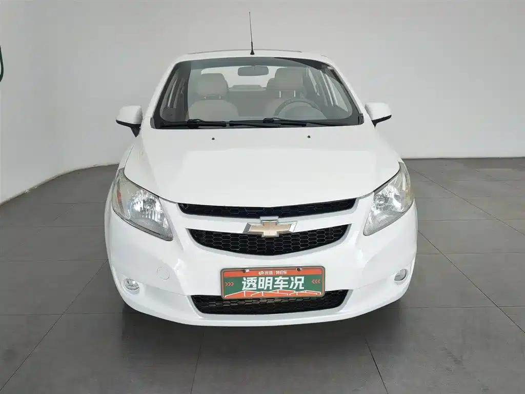 Chevrolet Sail 2013 Sedan 1.4L AMT Premium Edition — миниатюра 3
