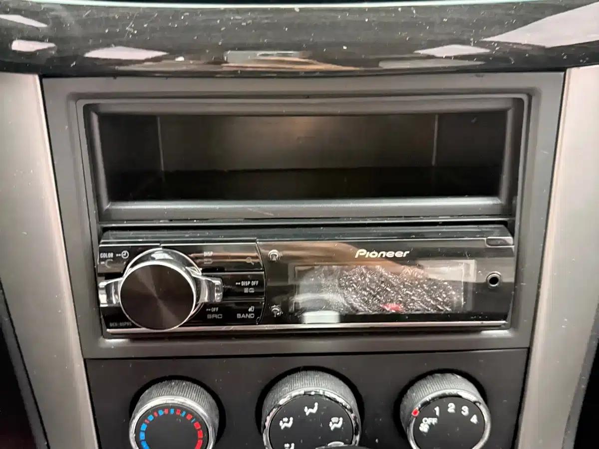 2014 Chevrolet Captiva 2.4L 2WD City Edition 7-Seater — миниатюра 17