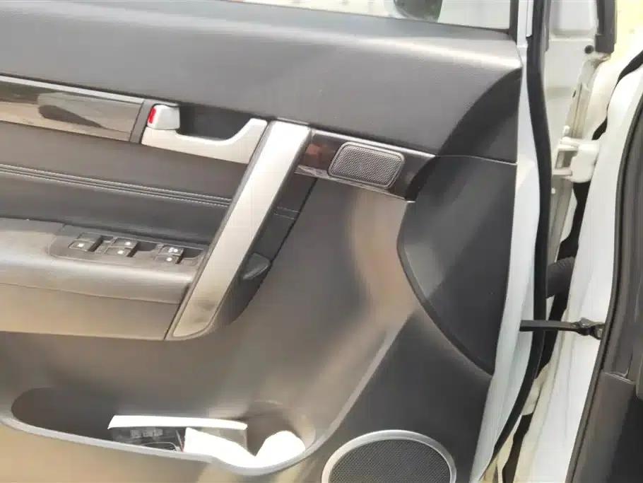 2017 Chevrolet Captiva 2.4L 2WD Luxury 7-Seater — миниатюра 7