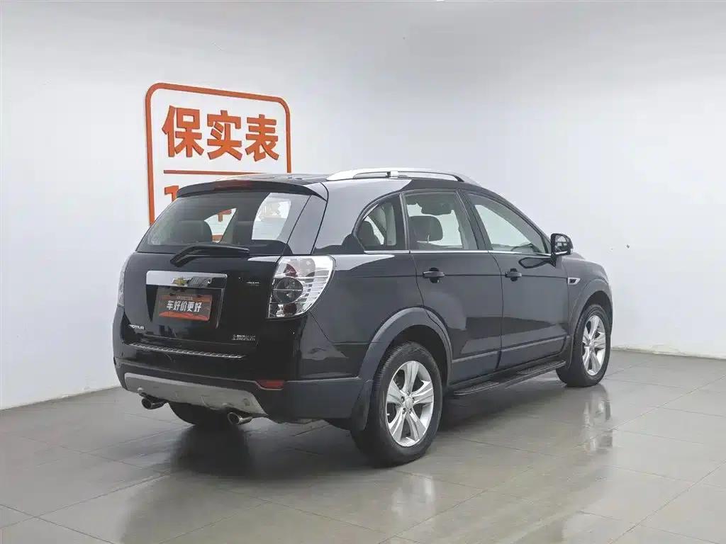 2012 Chevrolet Captiva 2.4L 4WD Flagship Edition 7-Seater — миниатюра 2