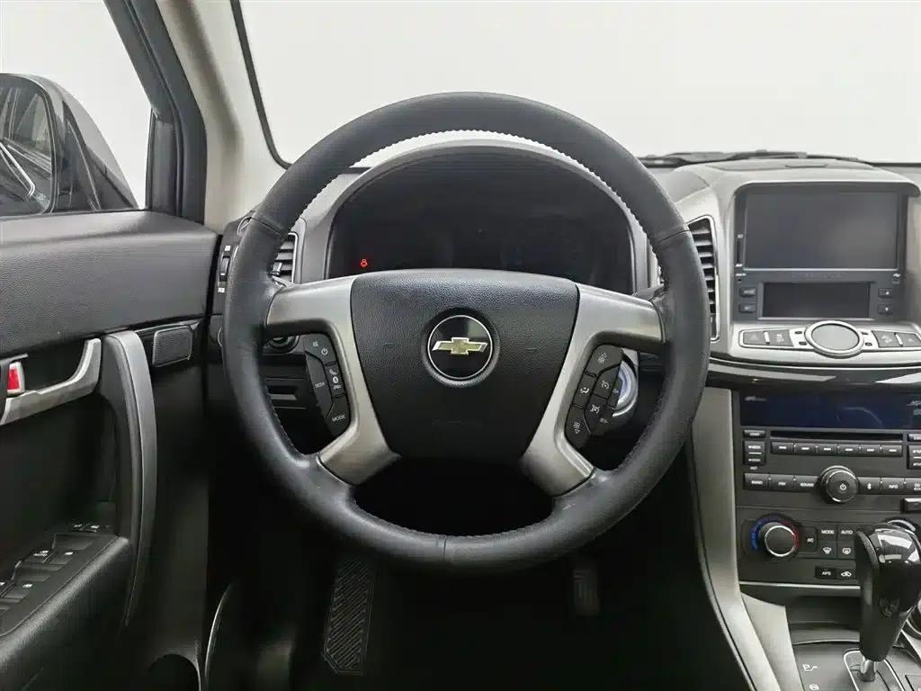 2012 Chevrolet Captiva 2.4L 4WD Flagship Edition 7-Seater — миниатюра 11