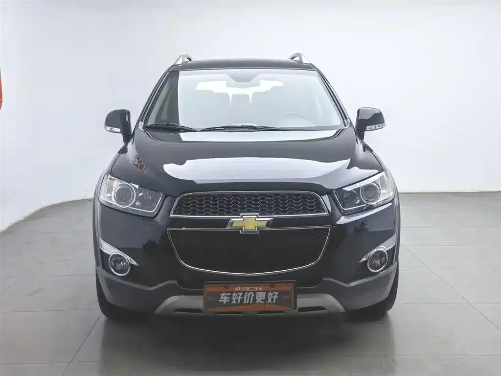 2012 Chevrolet Captiva 2.4L 4WD Flagship Edition 7-Seater — миниатюра 3
