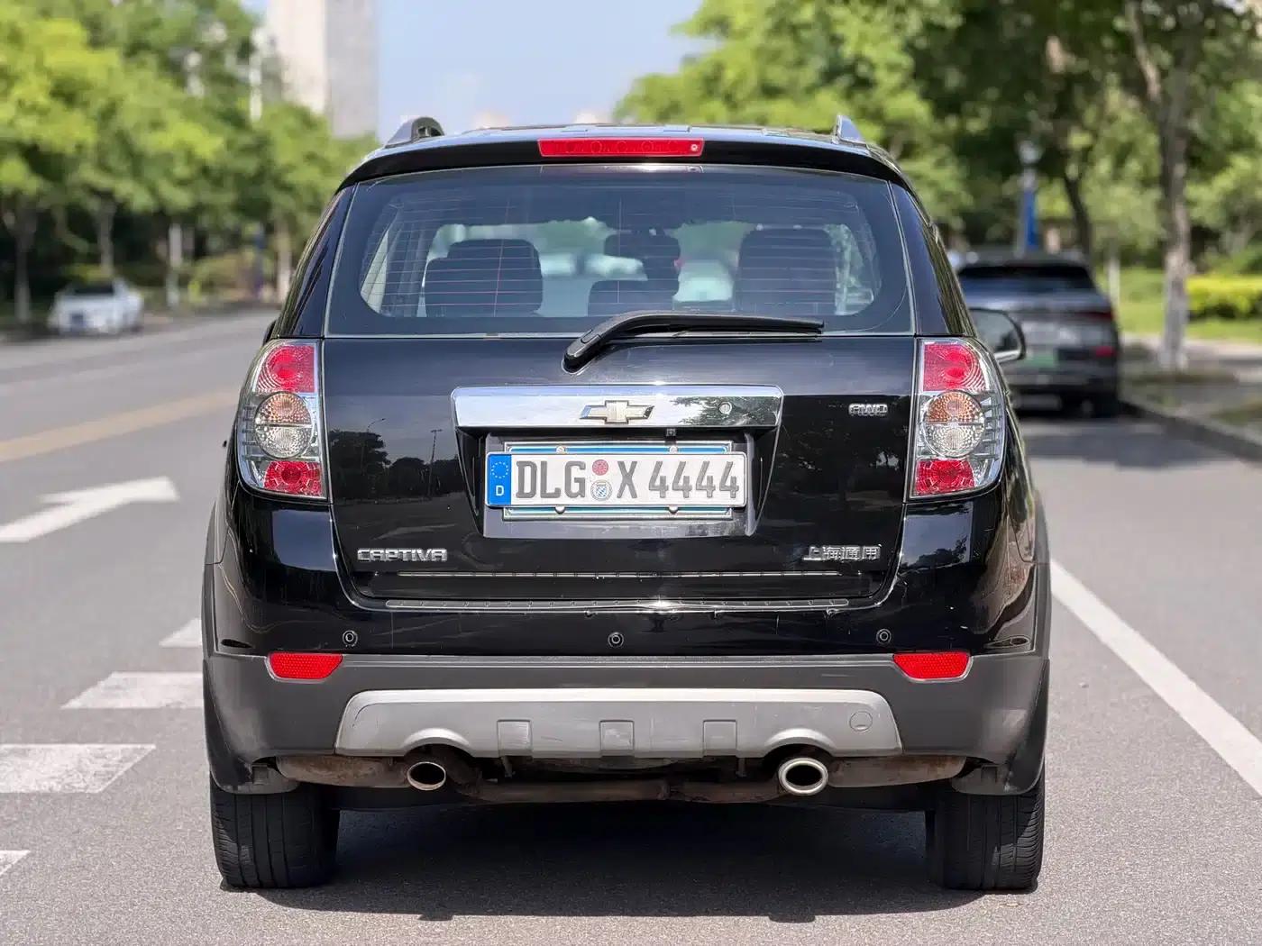 2012 Chevrolet Captiva 2.4L 4WD Luxury 5-seater — миниатюра 4