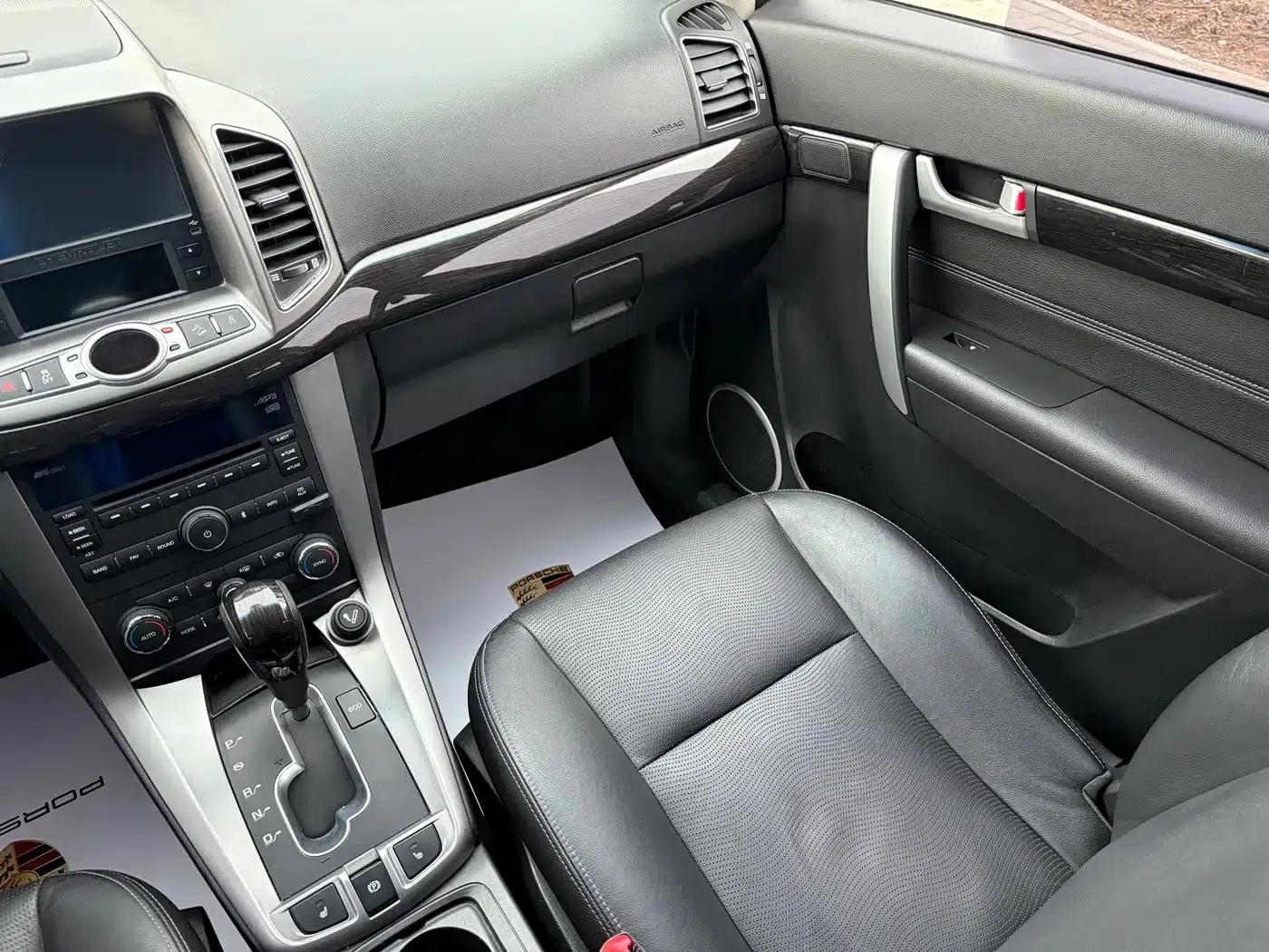 2014 Chevrolet Captiva 2.4L 4WD Flagship Edition 7-Seater — миниатюра 17