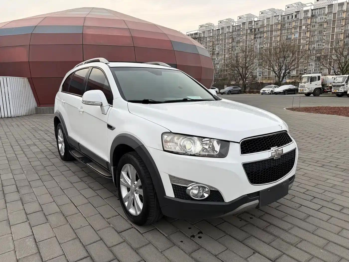 2014 Chevrolet Captiva 2.4L 4WD Flagship Edition 7-Seater — миниатюра 3