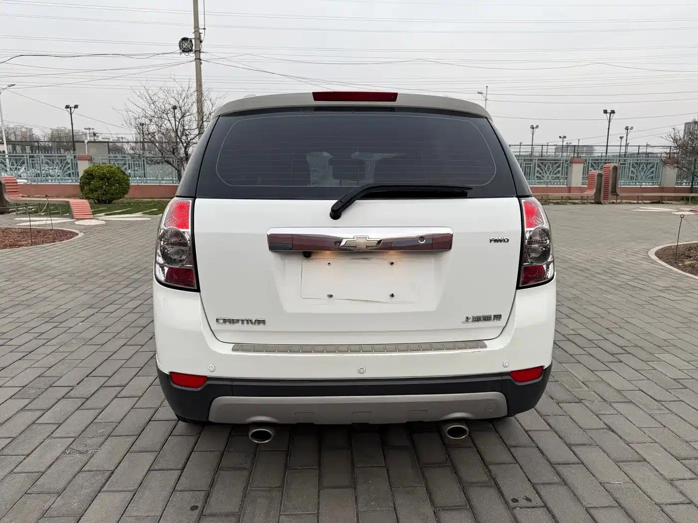 2014 Chevrolet Captiva 2.4L 4WD Flagship Edition 7-Seater — миниатюра 5