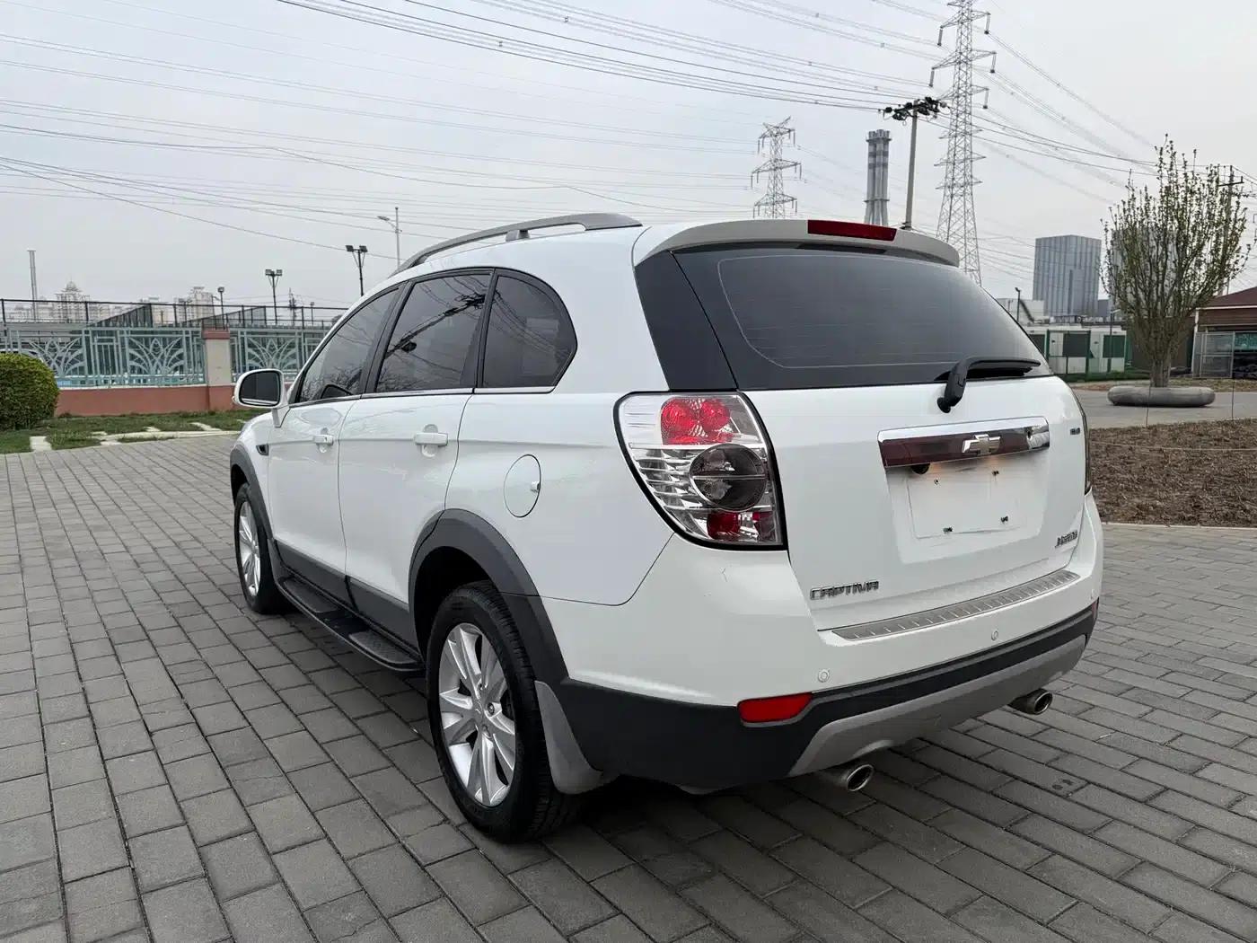2014 Chevrolet Captiva 2.4L 4WD Flagship Edition 7-Seater — миниатюра 6