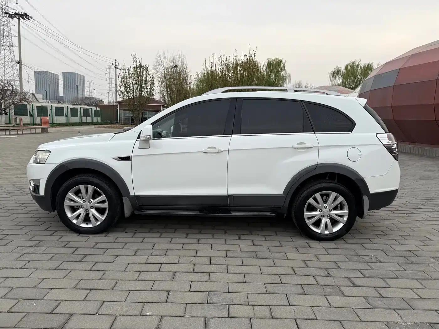2014 Chevrolet Captiva 2.4L 4WD Flagship Edition 7-Seater — миниатюра 7