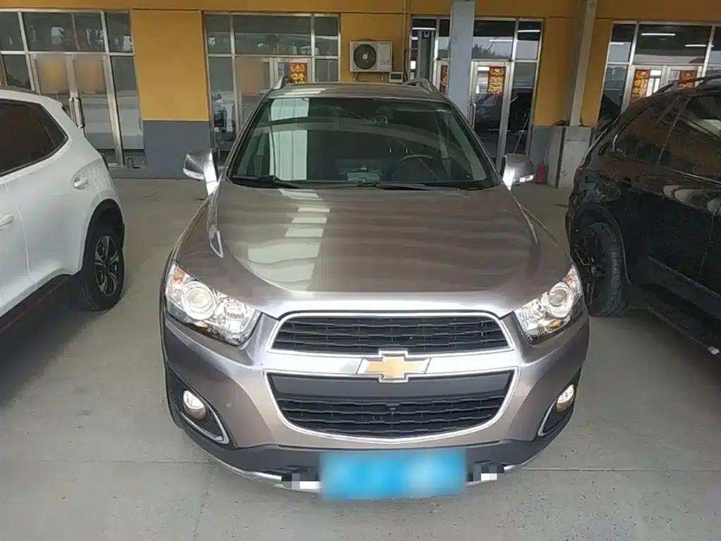 2015 Chevrolet Captiva 2.4L 4WD Flagship Edition 7-Seater — миниатюра 3