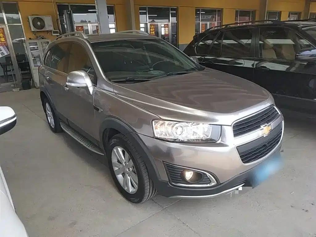 2015 Chevrolet Captiva 2.4L 4WD Flagship Edition 7-Seater — миниатюра 4