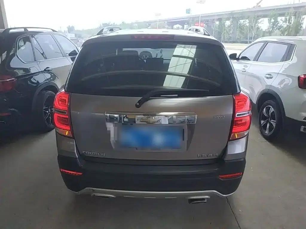2015 Chevrolet Captiva 2.4L 4WD Flagship Edition 7-Seater — миниатюра 6
