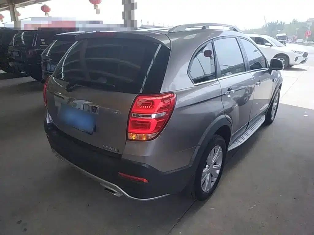 2015 Chevrolet Captiva 2.4L 4WD Flagship Edition 7-Seater — миниатюра 7