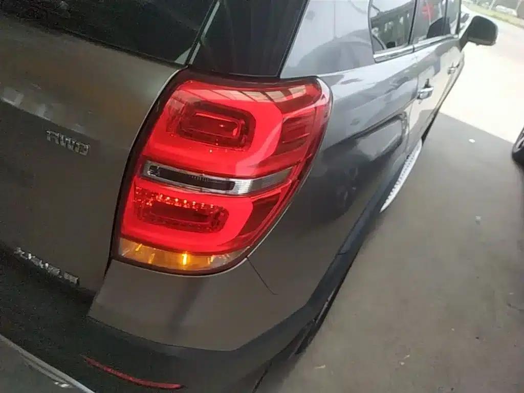 2015 Chevrolet Captiva 2.4L 4WD Flagship Edition 7-Seater — миниатюра 8