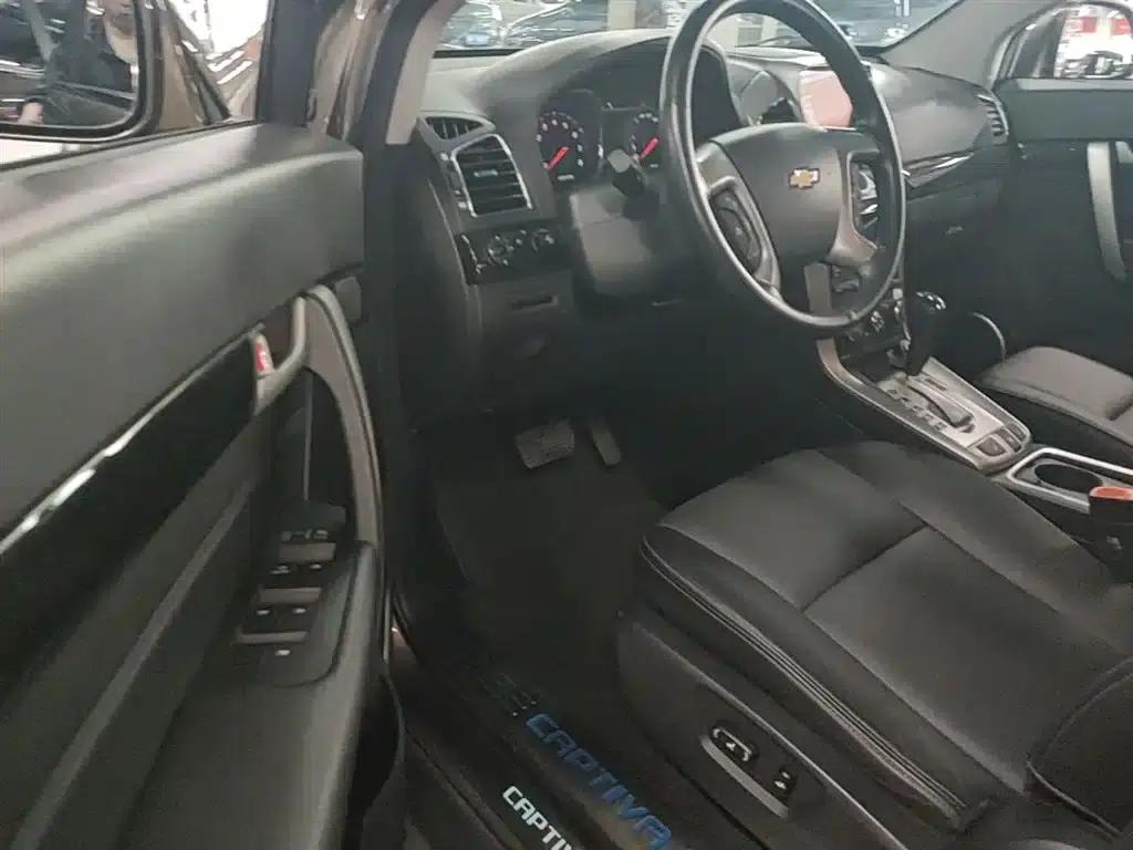 2017 Chevrolet Captiva 2.4L 4WD Flagship Edition 7-Seater — миниатюра 15