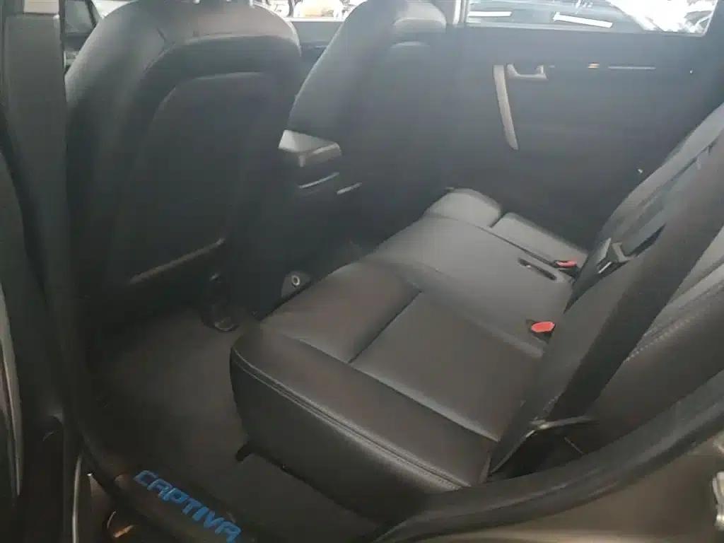 2017 Chevrolet Captiva 2.4L 4WD Flagship Edition 7-Seater — миниатюра 17