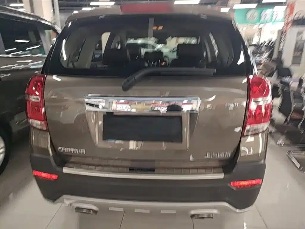 2017 Chevrolet Captiva 2.4L 4WD Flagship Edition 7-Seater — миниатюра 6