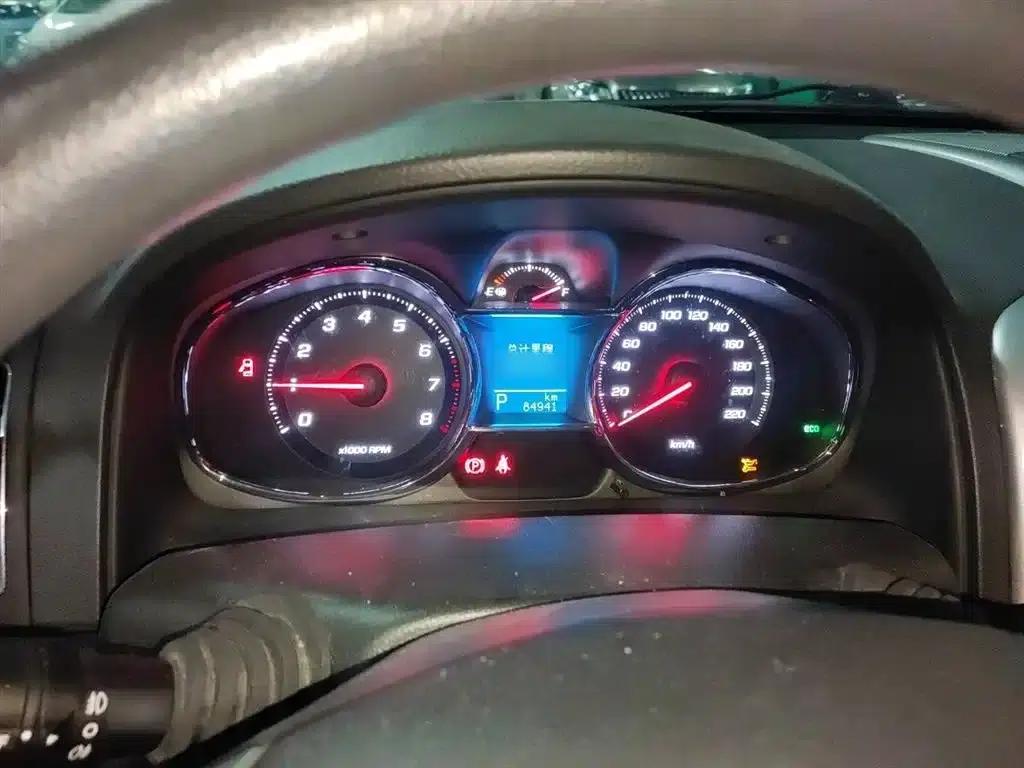 2015 Chevrolet Captiva 2.4L 2WD City Edition 7-Seater — миниатюра 4