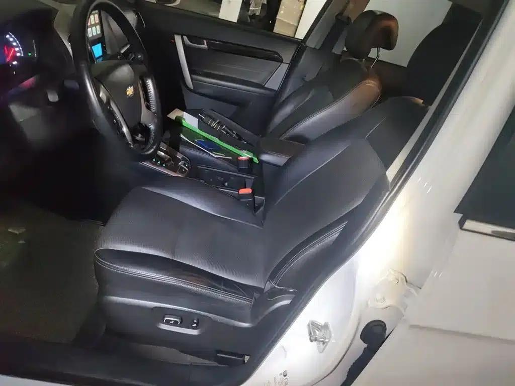 2015 Chevrolet Captiva 2.4L 4WD Flagship Edition 7-Seater — миниатюра 12