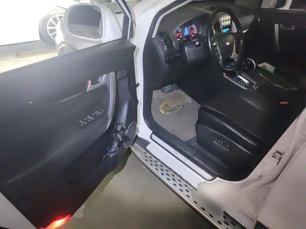 2015 Chevrolet Captiva 2.4L 4WD Flagship Edition 7-Seater — миниатюра 13