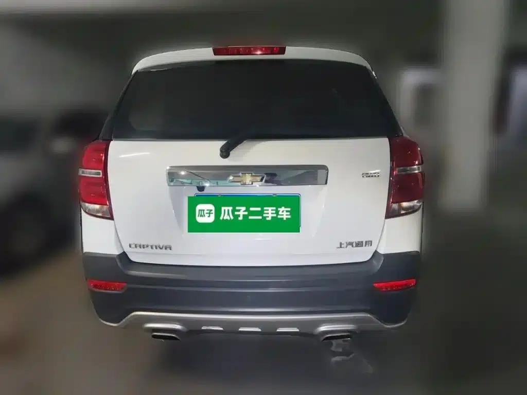 2015 Chevrolet Captiva 2.4L 4WD Flagship Edition 7-Seater — миниатюра 4