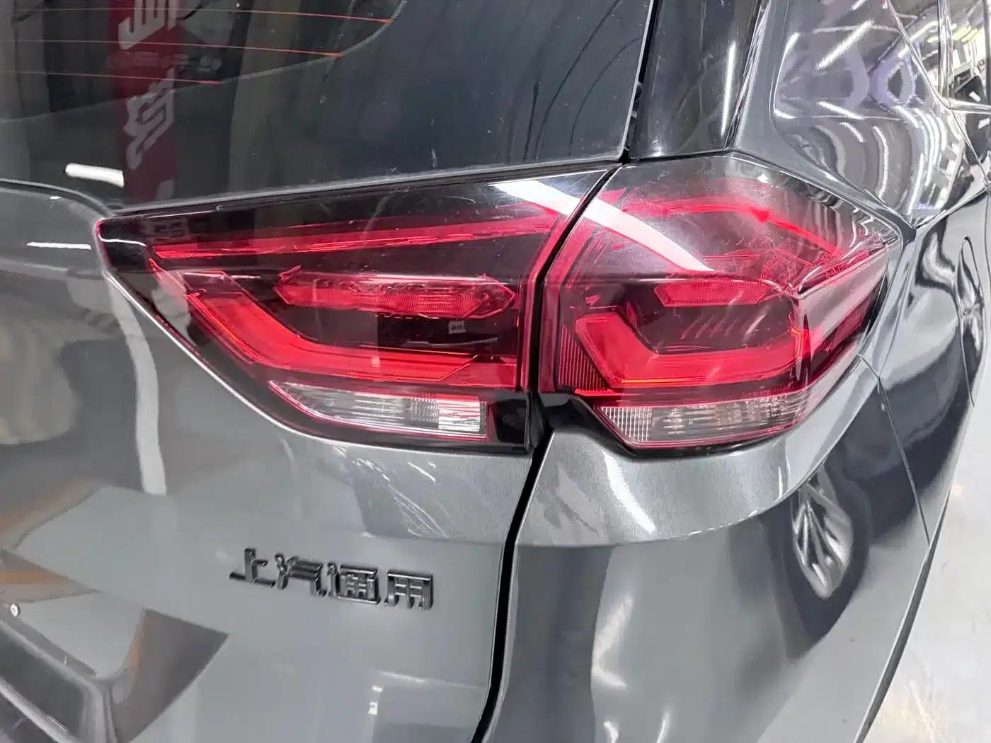2019 Chevrolet Orlando Redline 530T Automatic Luxury Edition (5+2 models) China VI Emission Standard — миниатюра 21