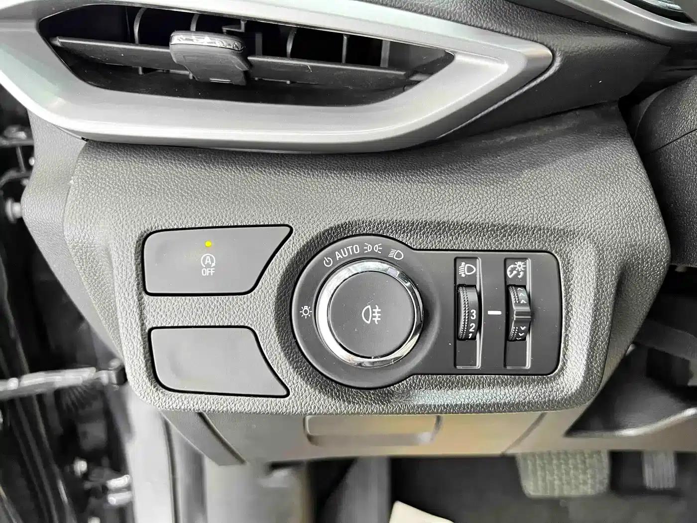 2019 Chevrolet Orlando Redline 530T Automatic Luxury Edition (5+2 models) China VI Emission Standard — миниатюра 9