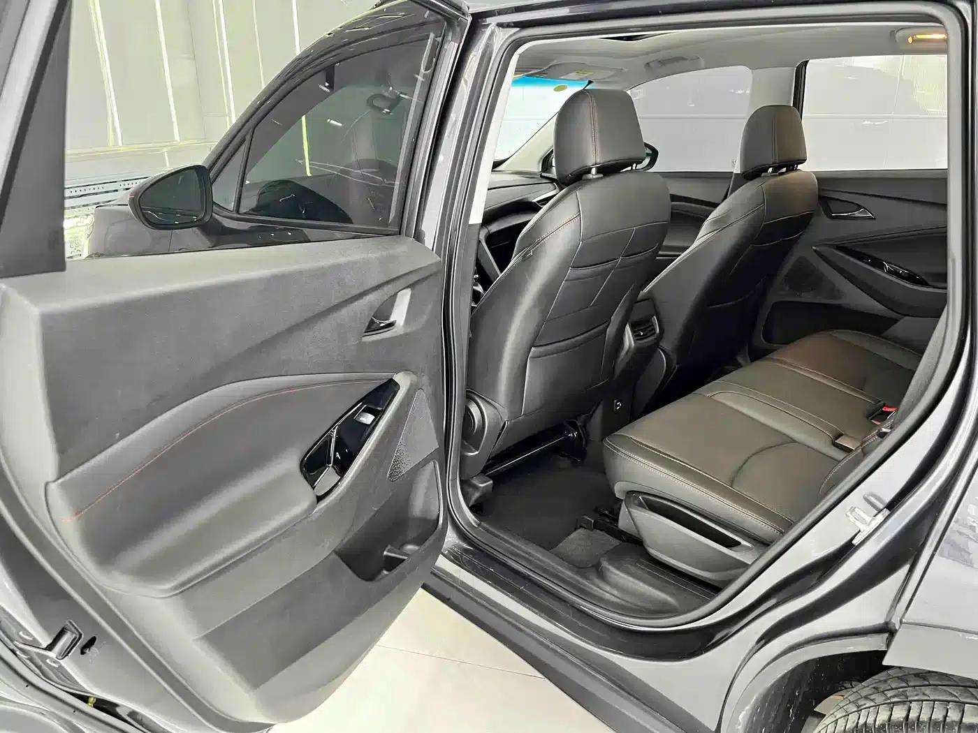 2020 Chevrolet Orlando Mild Hybrid Redline 530T Automatic Luxury Edition (5+2 models) — миниатюра 13