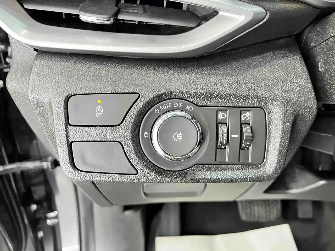 2020 Chevrolet Orlando Mild Hybrid Redline 530T Automatic Luxury Edition (5+2 models) — миниатюра 9