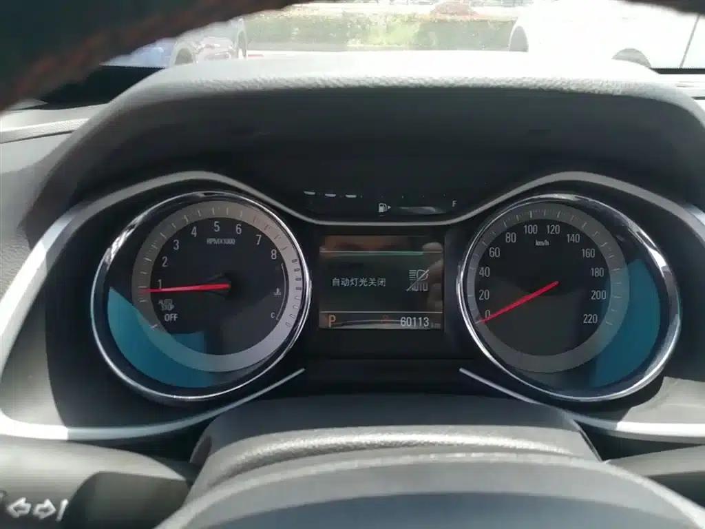 2019 Chevrolet Orlando Redline 530T Automatic Luxury Edition (5+2 models) China VI Emission Standard — миниатюра 12