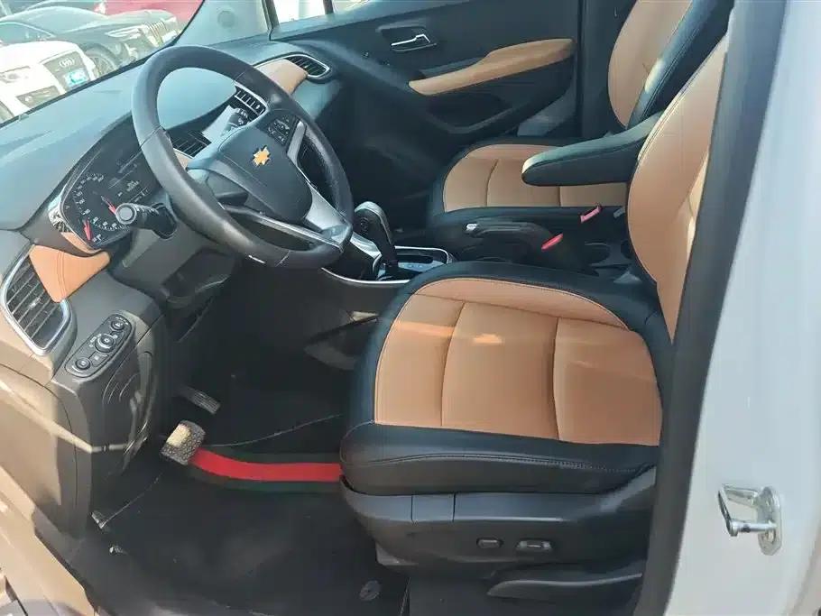 Chevrolet Trax 2017 1.4T Automatic 4WD Flagship — миниатюра 9