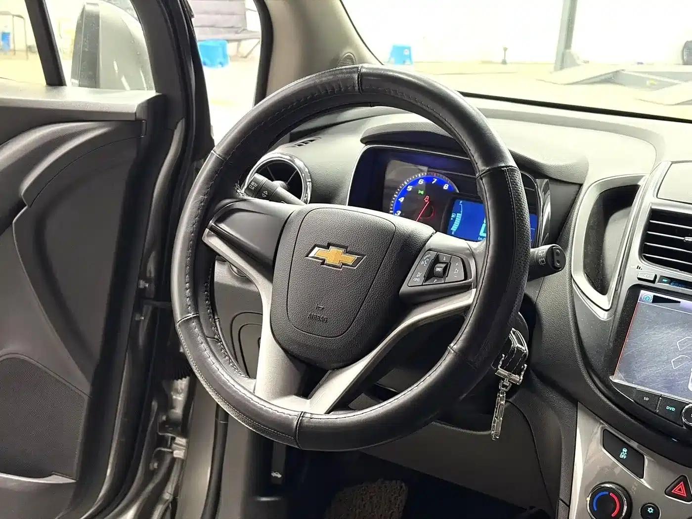 Chevrolet Trax 2016 1.4T Automatic 2WD Luxury — миниатюра 4