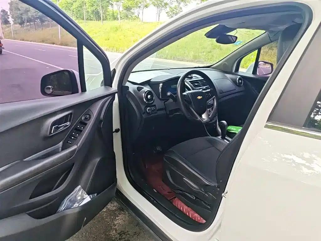 Chevrolet Trax 2016 1.4T Automatic 2WD Luxury — миниатюра 16