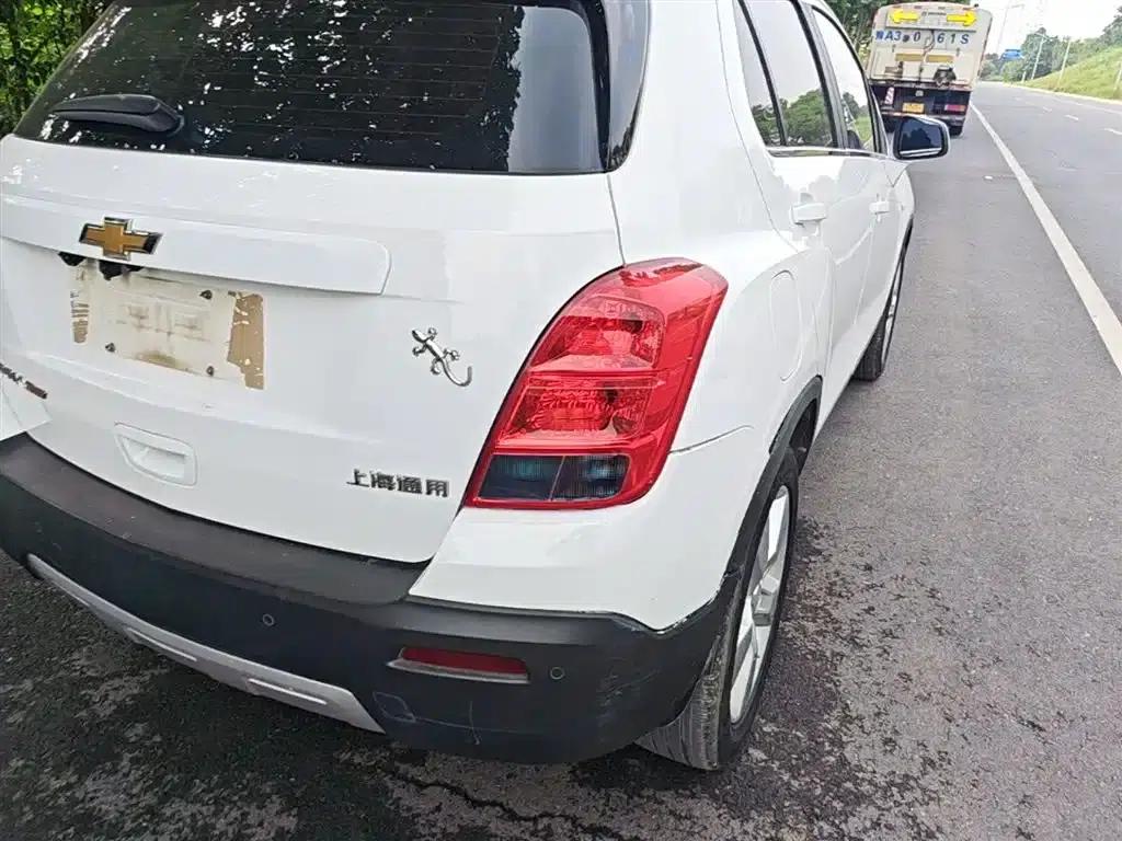 Chevrolet Trax 2016 1.4T Automatic 2WD Luxury — миниатюра 8